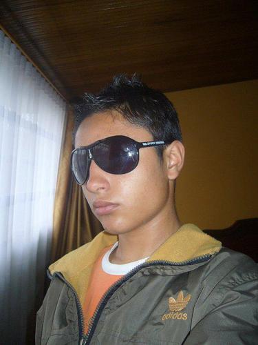 EsTuDiAnTe cOn mUchaS GanAs dE SaLiR AdElAnTe