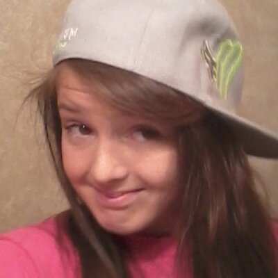 Profile Picture of Hayley Nicole Mcnutt (@hayleymcnutt28) on Twitter