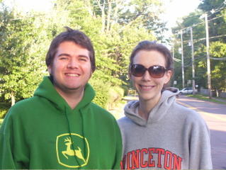 amandadrury's profile picture. 