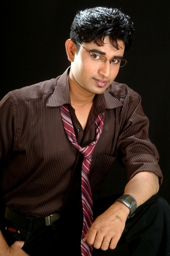 positive,open-minded,confident guy with a good sense of humor. love partying,Modeling & Going on long Drives.
atulpassion2006@gmail.com