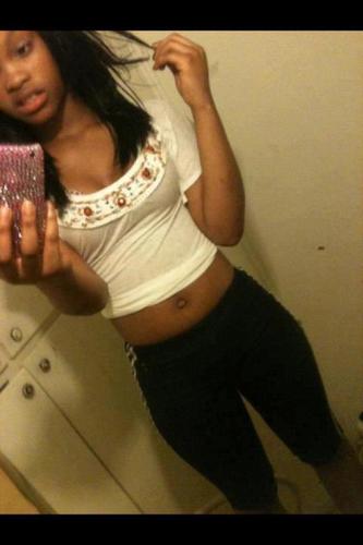 _MyLIFEdotcom's profile picture. See That FOLLOW Button ? Huh ? Well Then push IT ! Oh Btw , I'm Illaya (: tαкє cαяє ..... ♩♪♬ уσℓσ , ѕσ ƒσℓℓσω му Boyfriend @SNAPd_Up_RAWlZ (: