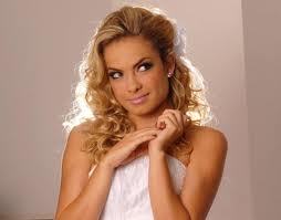 luablan27484706's profile picture. 