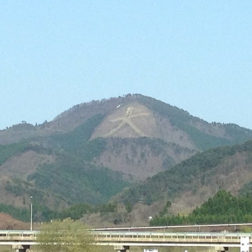 ハチ公の生まれ故郷・秋田県大館市に住んでいます。秋田県/大館市/地元グルメ/地元時事/街角の建物解体新築/iPhone/