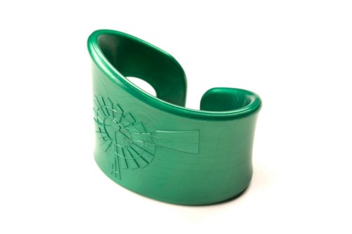 ohplah's profile picture. Oh Plah! Bracelet by roundhousedc Great as a teether! stylishmom,happybaby *bend*twist*roll*bite*play*wear -no bpa, no pvc, no phthalates, recyclable