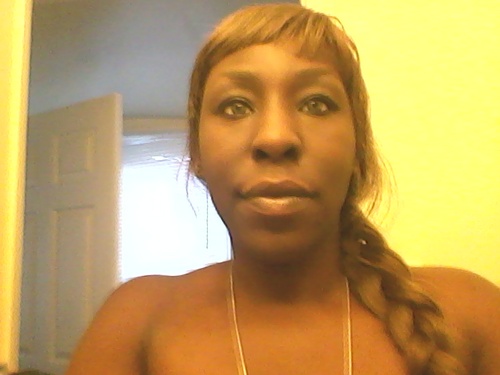 Blackqueen3000's profile picture. For all those ppl who said I WILL NEVER MAKE IT here's the smoke from my engine as I PASS U BYE