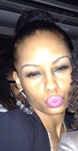 _SweetestIvy_'s profile picture. 