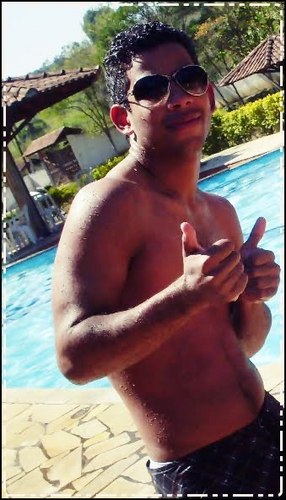 Publicidade £ Propaganda :)