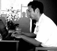 slinfinite's profile picture. Food lover, Husband, Father, UXer