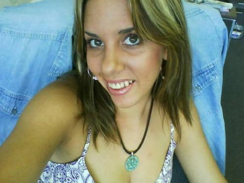 brwneyebeauty's profile picture. this is me!