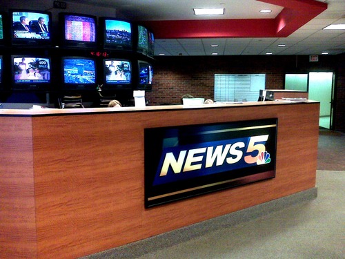 WLWTDesk's profile picture. The WLWT Desk feeds News 5 and http://t.co/uYCbvcKslA throuhgout the day with the most reliable information in Cincinnati.