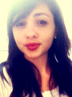 Eu que vivo com α cαbeçα nα luα, com músicα no ouvido e corαção nα bocα :)
eu sou meninα e mulher, eu sei muito bem o que quero .