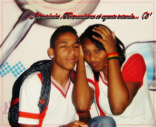 ammr é só de mãe ♥
` Vαi eternizαr, Bruno Ferreira amado. s2 !*

  Deus . só em você posso confiar ♫