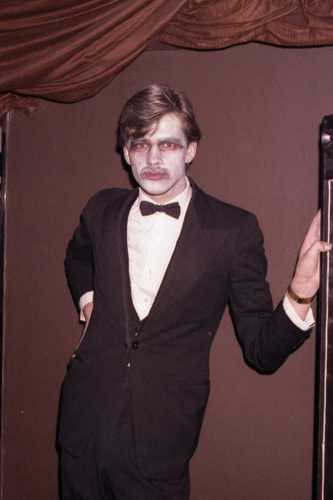 Drioliman's profile picture. like VDubs, naturism, Dorset. Hate my tax being wasted, local government stupidity and 'Sex Pests'  and perverts (Meercats) on Studland Beach.