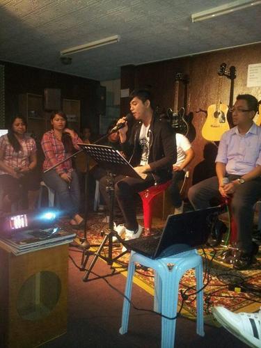 mika_martin90's profile picture. Belongs to God ,Son of Adam and Abraham ,Vocalist , keyboardist ,reggae and jazzLover, JesusLover:)  I'm #TFB .myBBpin 26150343. fall in love with orthodoxie !