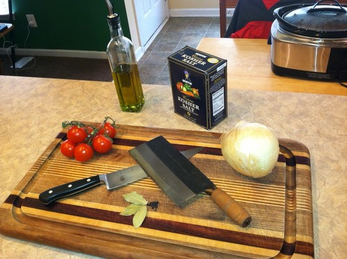 ElmekiaFlame's profile picture. Cooking on Twitch- https://t.co/XyZebXjIOl Chef, teacher, food writer, and mercenary for hire. Erudite, athletic, outdoorsy, and lupine. 獣神官遠狼