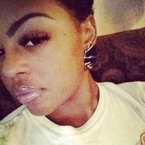 LoveMi1nce's profile picture. .