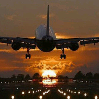 Dedicado al mundo de la Logistica Internacional, Operadora de Carga Aerea. Despachador de Vuelo. Maraton, Tenis y Piloto del Campeonato Nac Automovilismo.