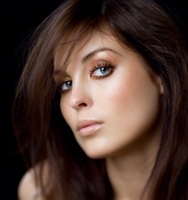 GrecuLene's profile picture. Aggressively unfancy.