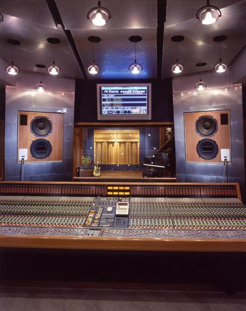 bluejaystudio's profile picture. 