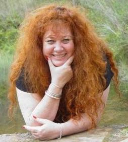 AstarteE's profile picture. Modern mystic, wild-wise woman, animist, ceremony woman, keeper of tradition, practicing the traditional arts, magic, folklore and the old craft on Worimi Land.