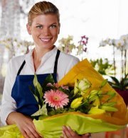 Checkout http://t.co/DajEC7XHY9 for flowers by The Florister.