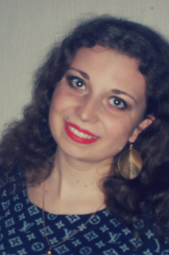 Darya__Titova's profile picture. Happy Girl