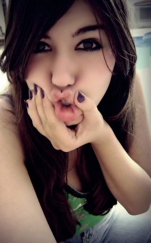 maaaaan    éõ seguuinte  sou  ORIGINAL  *  tem varias filha da puuta ;@ tentaando si passar ai por mim  .   so porqe eu soou fodá ! #PUTAQUEPARIU