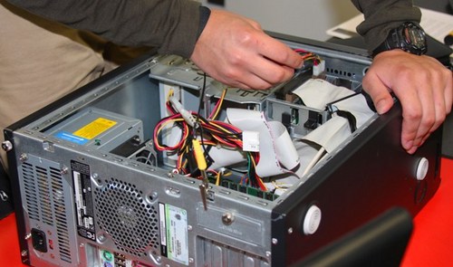 Connecting tech pros with local computer training classes in Maryland. Call us at (301) 220 2802 for IT career or skills training