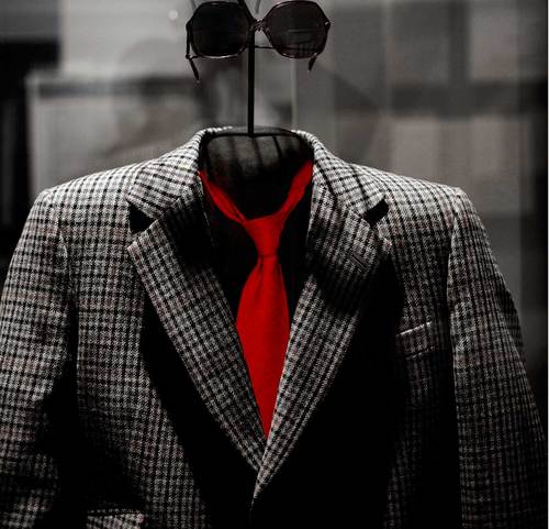 needatie's profile picture. Truth please...