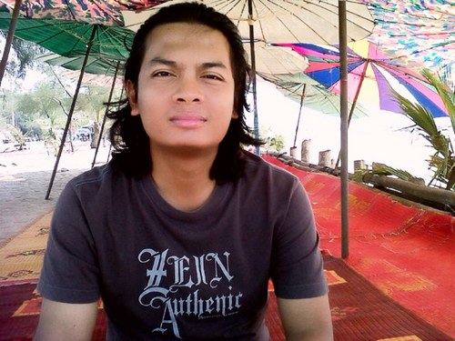 SantichokD's profile picture. 