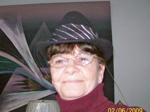 retired love to plant flower gardens, crochet,quilt,etc;