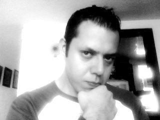 Ingeniero, diseñador, freelance, amante del café, de la buena comida y una buena charla!!