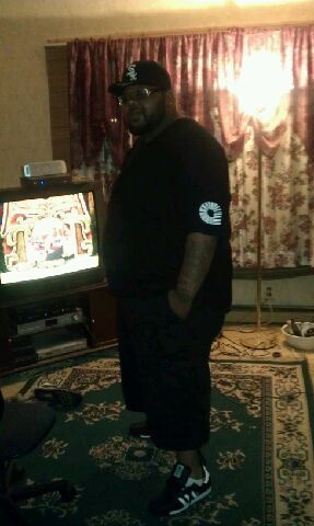 MrLegind's profile picture. I say want u scared to say