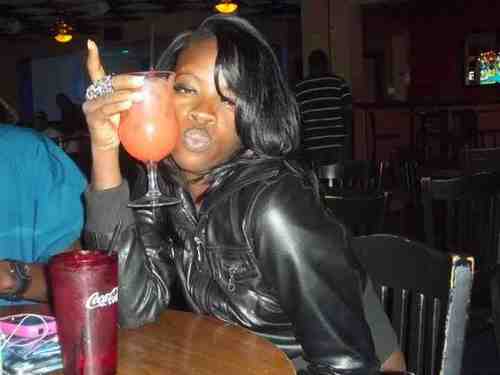 jus like to do me....im a worker,a dancer,and occasionally a partier:):)