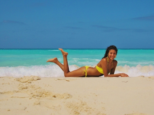 natflores's profile picture. Keep on living your best life with love and joy