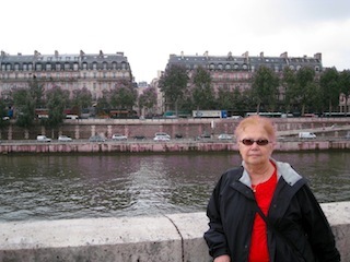 surviveliberals's profile picture. 