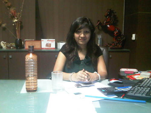 garimabajoria1's profile picture. 