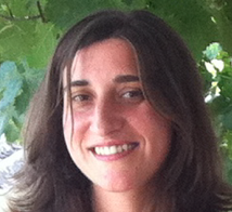 stonetes's profile picture. Nascuda a 10 km del mar i 10 de la muntanya; 
vivint a 5 de cada.