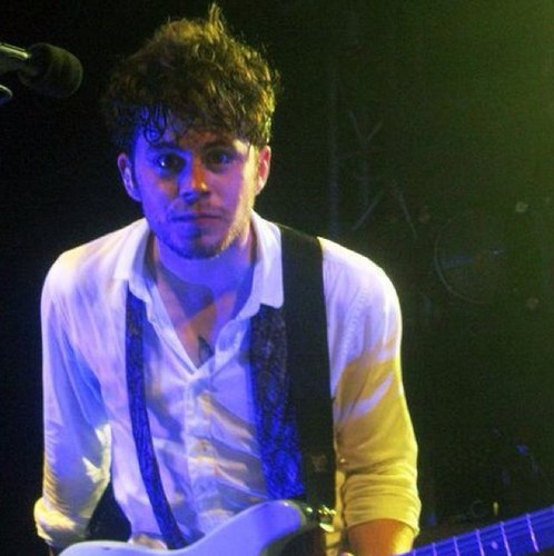 EenieCrawford's profile picture. I'm Ian, but people call me Een. I play the guitar and I'm a Star Wars fanboy. I'm an adorable little leprechaun. [FAKE]