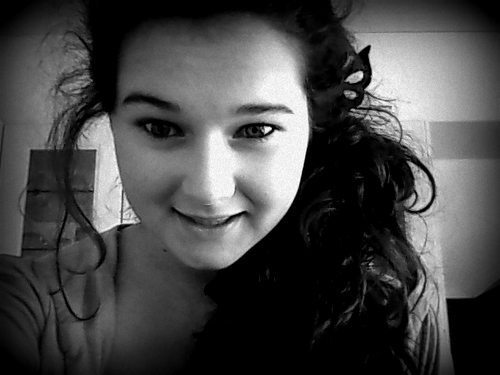 Yalenka_VDJ's profile picture. Be happy with who you are....