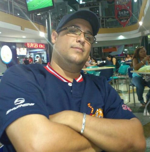 Diseñador Gráfico, 36 años