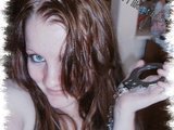 Looking for 1 man who can take care of me.  please follow me. http://7vd.cn/TX