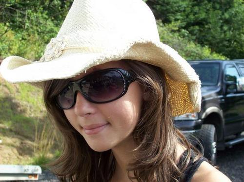 Tatercakes96's profile picture. Hated by many, confronted by none. 3