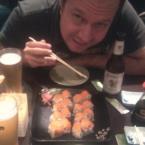 semihkartal's profile picture. 