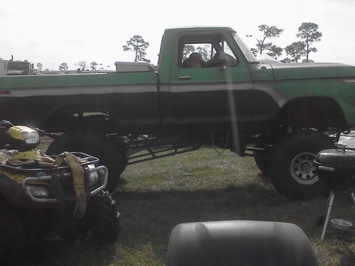 custombuilt4x4's profile picture. 