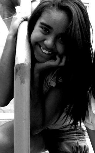 fernandaaragao_'s profile picture. Chata, ciumenta, feia, BELIEBER, Virginiana, estudante, & Amante de livros, haha