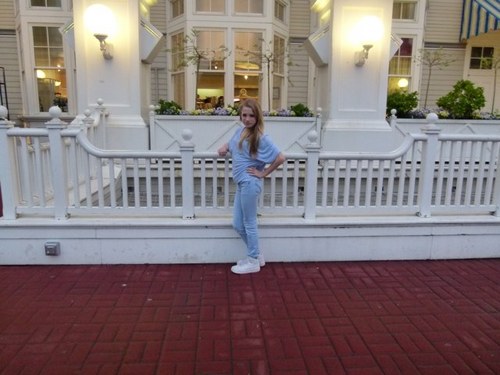 gwenhiphopgirl's profile picture. druk ff op die follow knop / lovetodance/houd van OneDirection./ love BoFeeIsaJipJoelleJillFenna 'nd danslovelys! / mijn advies: VOLG JE HART! X