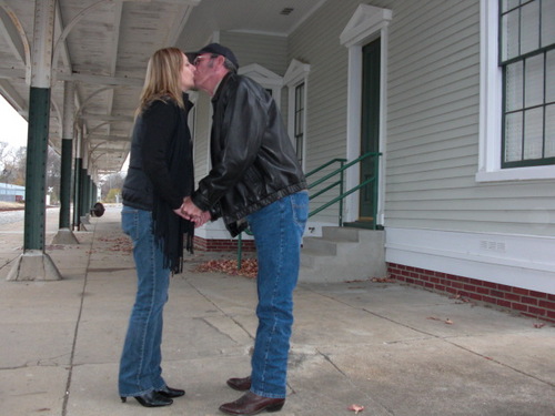 emanchocolate's profile picture. tammye42@yahoo.com or sg14218@yahoo.com or http://t.co/8Ts1a2ES5n