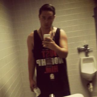 ReformersDrew's profile picture. 