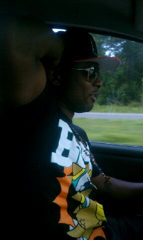 I'm on One!! Wat up World; God,Family, Money is the motivation; Brainpower is the key..Use it or Lose It#FB